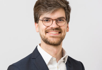Alex Holst